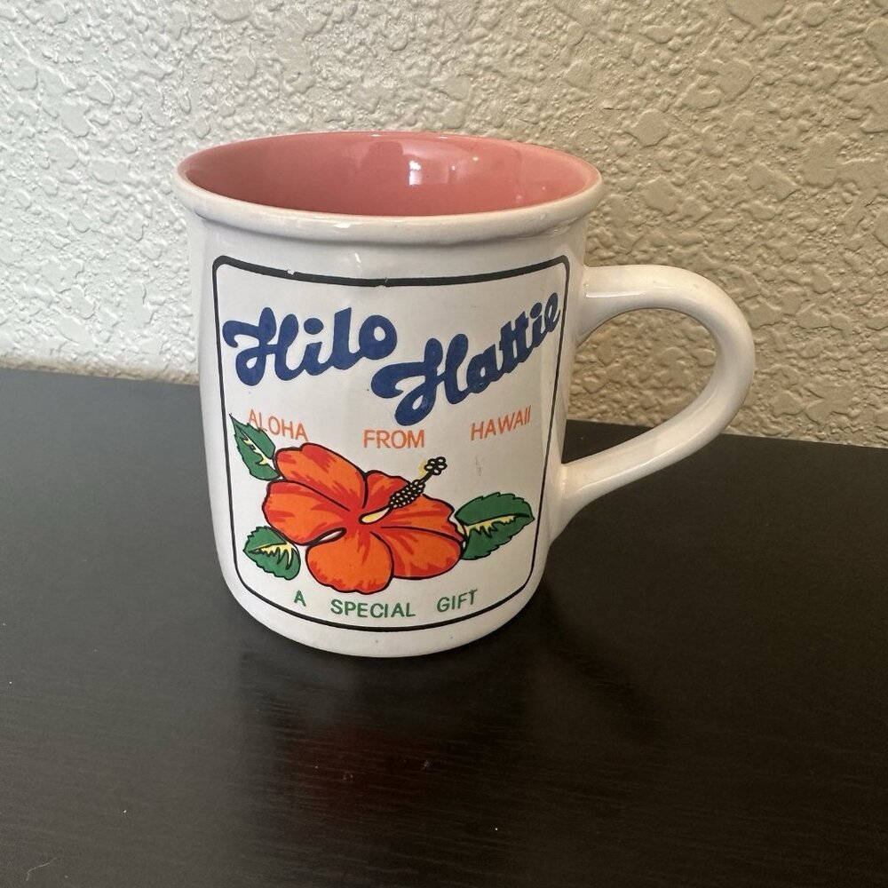 Retro Hilo Hattie HAWAII Coffee Mug Cup Aloha Rainbow Hibiscus Map Of  Islands